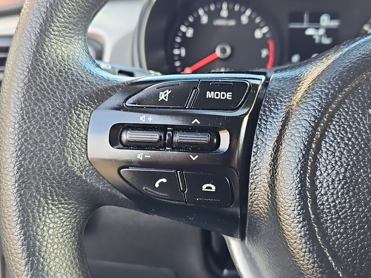 Kia Rio 5 Rio 5 Lx 1.4 2023 Usado en Usados de Primera - Sergio Escobar