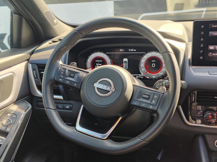 Nissan Qashqai 1.3  T Exclusive  At  4x4 2024 Usado  Usado en Kovacs Usados