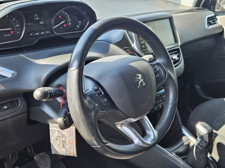 Peugeot 208 Puretech Hb 1.2 2020 Usado  Usado en Kovacs Usados