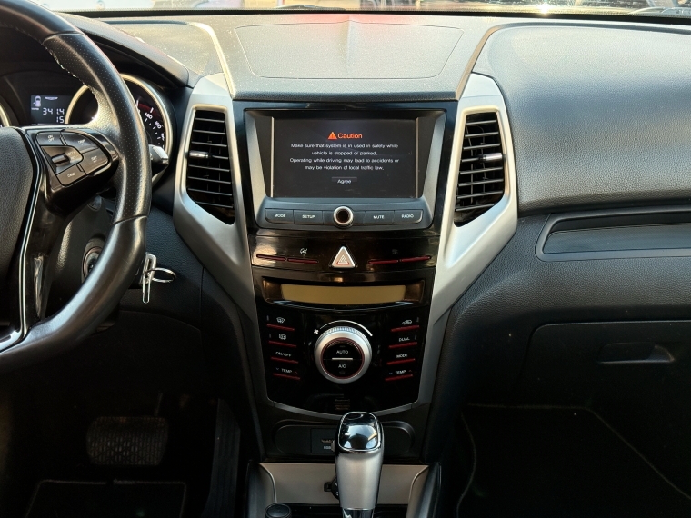 Ssangyong Tivoli Tivoli 1.5t Gdi 6at 2018 Usado en Rosselot Usados