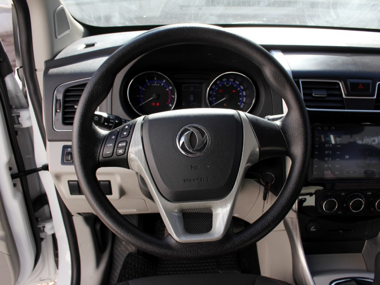 Dongfeng 147 Luxury 1.5 2022 Usado  Usado en Webautos.cl