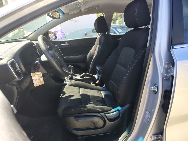 Kia Sportage Sportage Lx 2.0l Gsl 6mt 2wd 4x2 - 1798 2017 Usado en Rosselot Usados