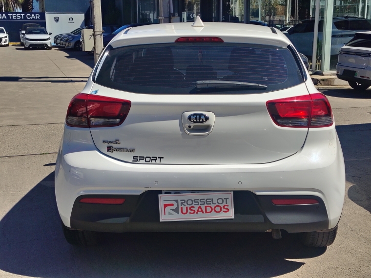 Kia Rio 5 Rio 5 6mt 1.4 2022 Usado en Rosselot Usados