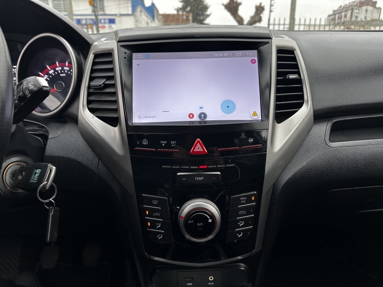 Ssangyong Tivoli Tivoli Gas 4x2 1.6 Mt Tv1010 2017 Usado en Rosselot Usados