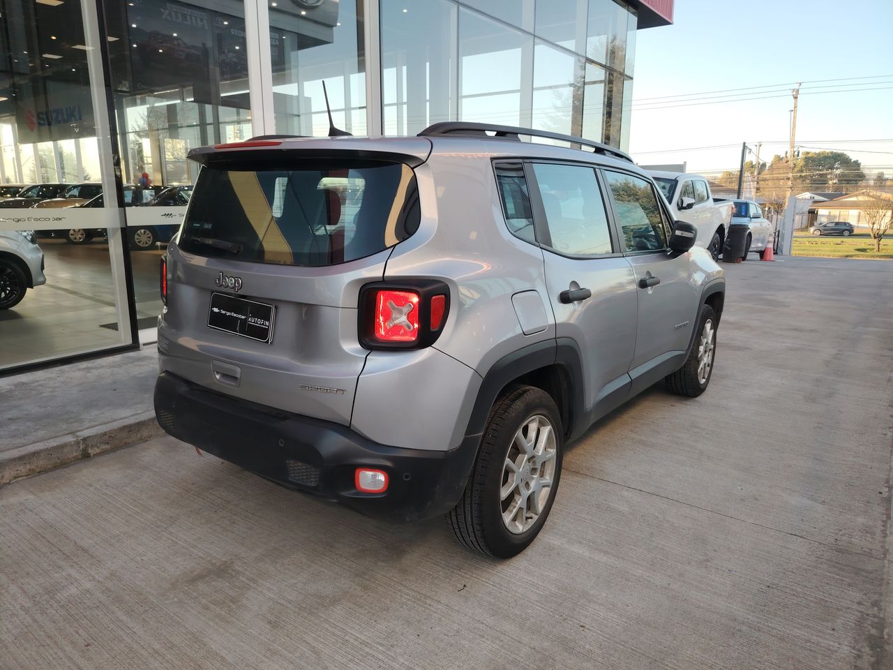 Jeep Renegade Renegade Sport 1.8 2022 Usado en Usados de Primera - Sergio Escobar