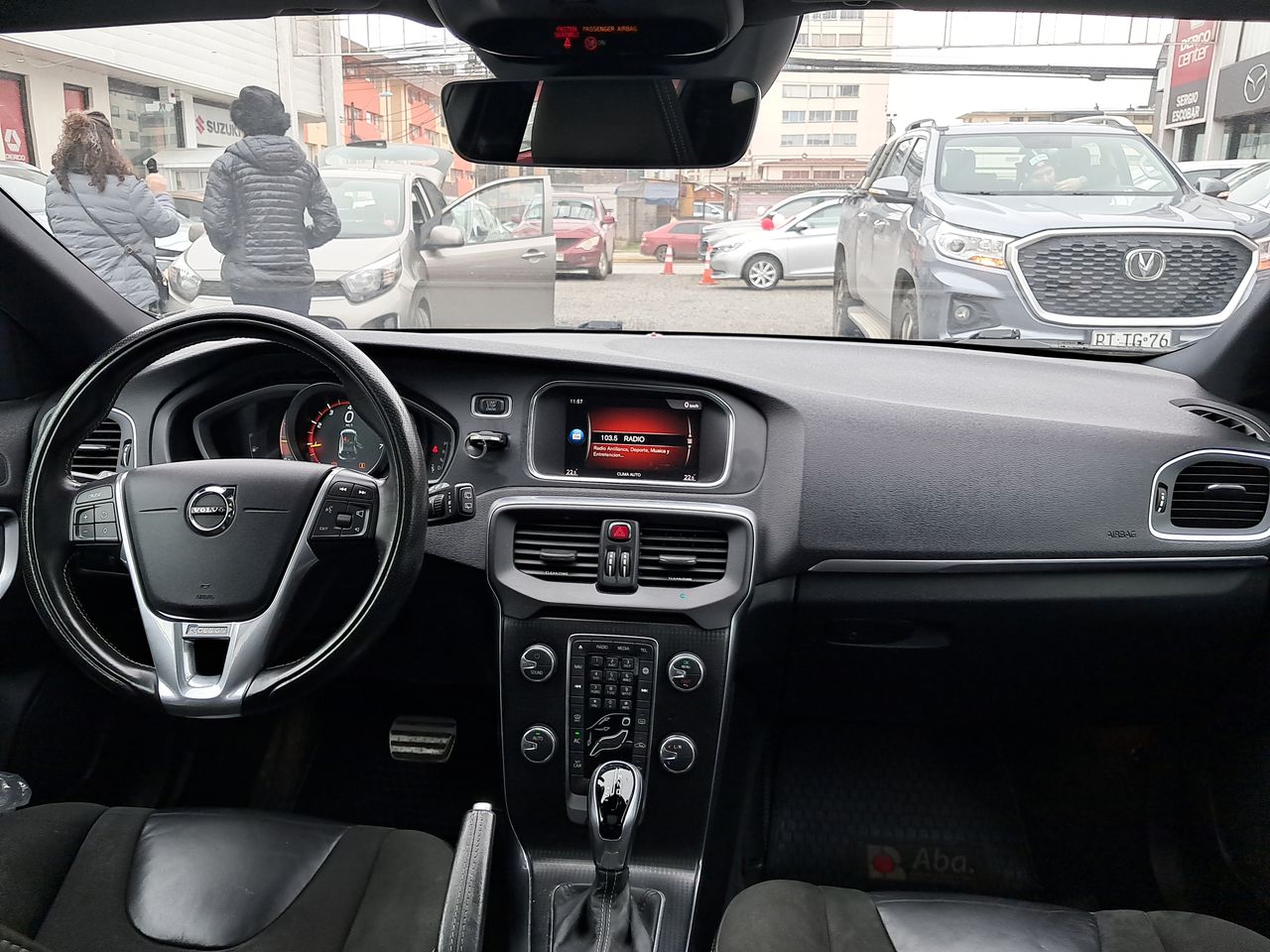 Volvo V40 V40 T4 2.0 Aut 2018 Usado en Usados de Primera - Sergio Escobar