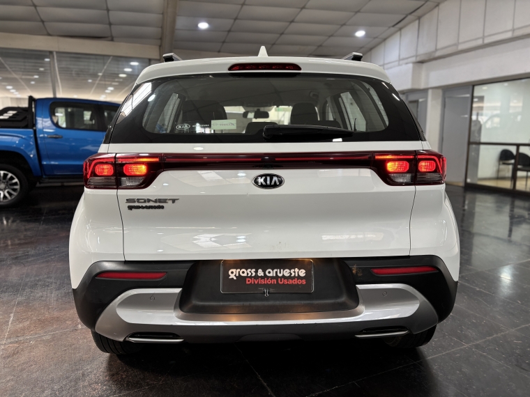 Kia Sonet Ex 1.5l 6mt Ac 2021  Usado en Grass & Arueste