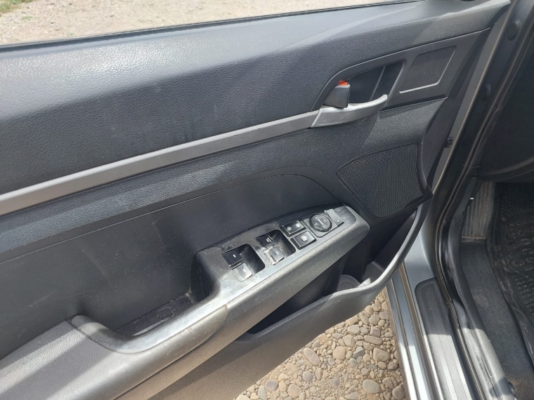 Hyundai Elantra Gl 1.6 2017 Usado  Usado en Webautos.cl