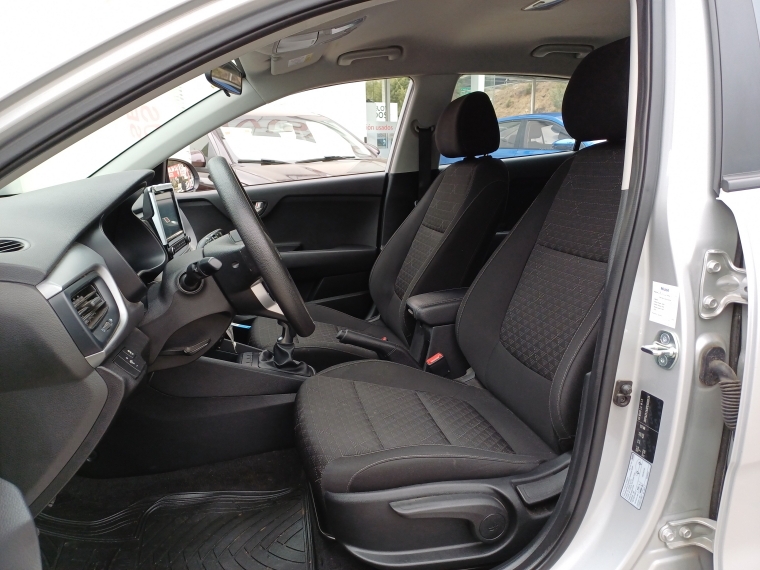 Kia Rio 5 Rio 5 Ex 1.4l 6mt - 1876 2024 Usado en Rosselot Usados