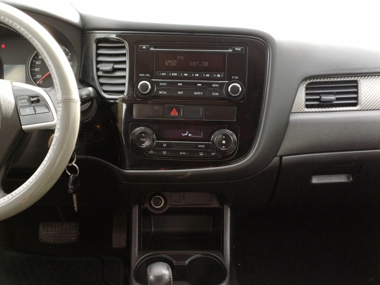 Mitsubishi Outlander Outlander 2.0 At 2015 Usado en Rosselot Usados