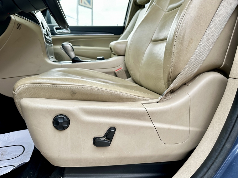 Jeep Grand cherokee Grand Cherokee Ltd 4x4 3.6 Aut 2021 Usado en Rosselot Usados