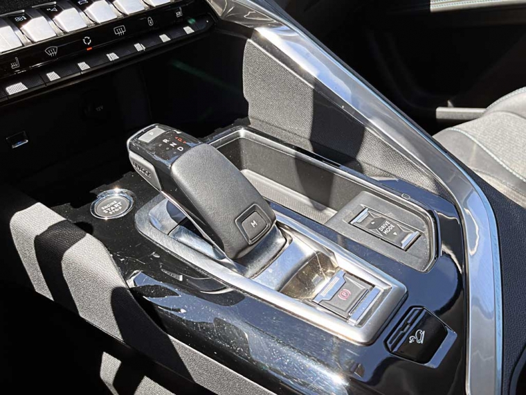 Peugeot 3008 Allure Thp 1.6 165hp Eat6 2023 Usado Usado en BMW Premium Selection Peugeot 3008 Allure Thp 1.6 165hp Eat6 2023 Usado Usado en BMW Premium Selection