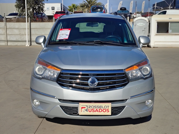 Ssangyong Stavic Stavic Full 2.2 2016 Usado en Rosselot Usados