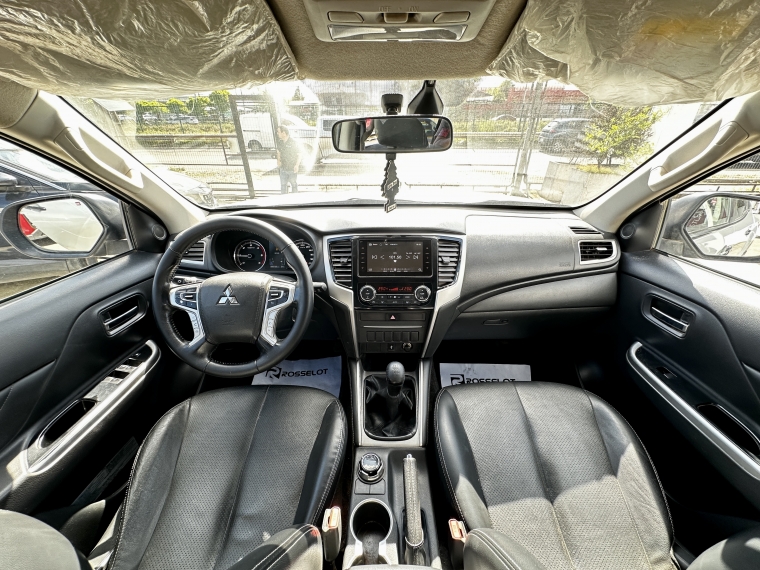 Mitsubishi L200 L200 Dakar Hp 4x4 2.4 2023 Usado en Rosselot Usados