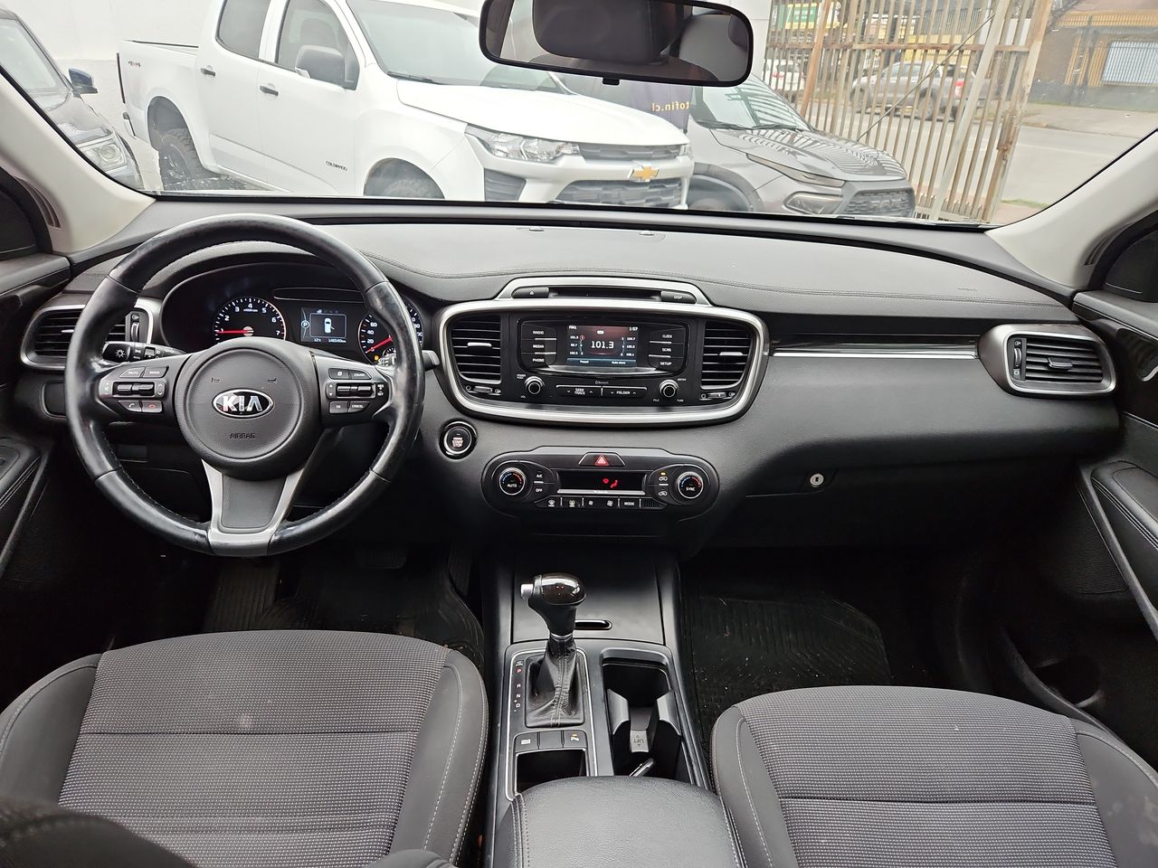 Kia Sorento Sorento Ex 2.4 Aut 2017 Usado en Usados de Primera - Sergio Escobar