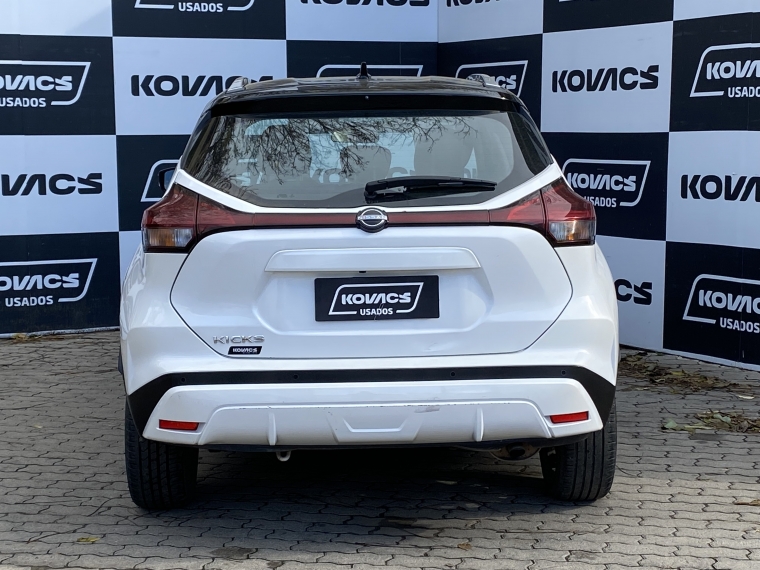 Nissan Kicks 1.6 Exclusive At 2023 Usado  Usado en Webautos.cl