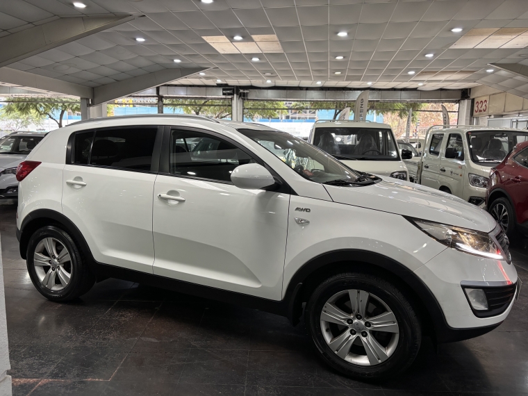 Kia Sportage Lx 2.0l Gsl Awd 5mt 2014  Usado en Grass & Arueste