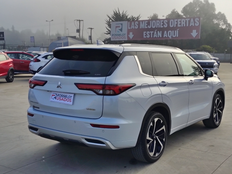 Mitsubishi New outlander Outlander Gls Ltd 4x4 2.5 Aut 2024 Usado en Rosselot Usados