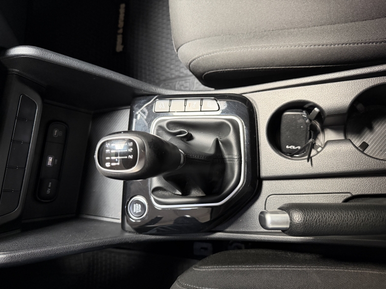 Kia Sportage Ex 2.0l Gsl 6mt 2wd 2023  Usado en Grass & Arueste