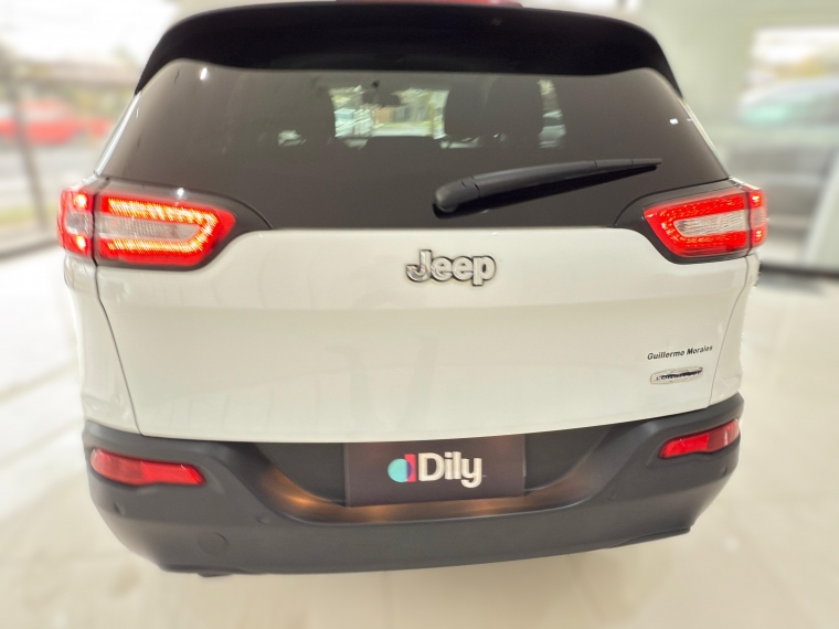 Jeep Cherokee Longitude 2.4 Aut 2017 Usado en Automotriz Olea Flaño
