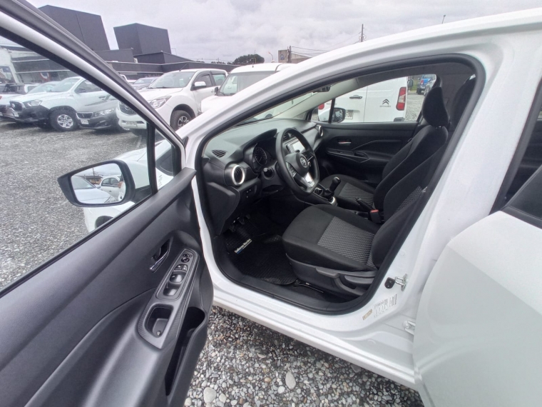 Nissan Versa Sense 1.6 2022  Usado en Guillermo Morales Usados