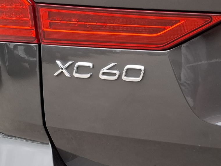 Volvo Xc60 Ii T8 Recharge 4x4 2.0 Aut 2024 Usado  Usado en BMW Premium Selection