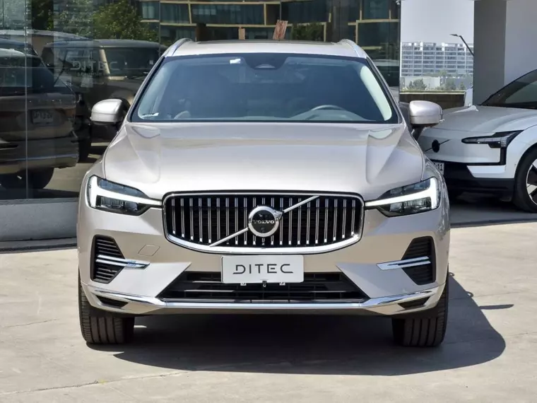 Volvo Xc60 T8 Awd Recharge Ultimate 2025 Usado  Usado en Webautos.cl