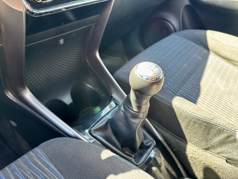 Toyota Yaris 1.5 Sedan Gli E Mt 2022 Usado  Usado en Kovacs Usados