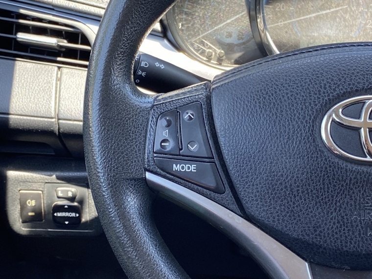 Toyota Yaris 1.5 Gli 151pe1 At 2018 Usado  Usado en Kovacs Usados