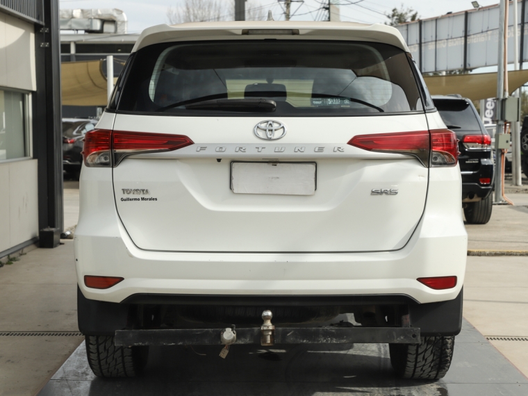 Toyota Fortuner Srv 2.7 2018  Usado en Guillermo Morales Usados