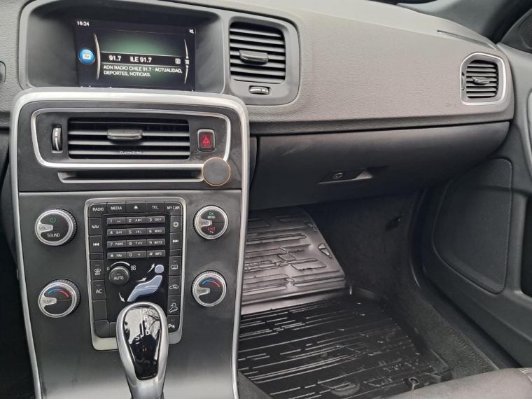 VOLVO V60 T5 AWD 2.0 - imagen 12