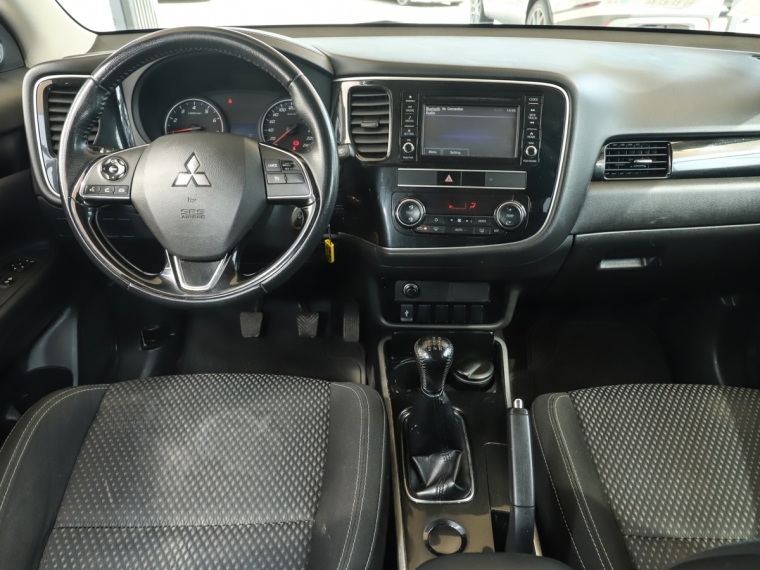 Mitsubishi Outlander 2.0 4x2  Mec 2019  Usado en Guillermo Morales Usados