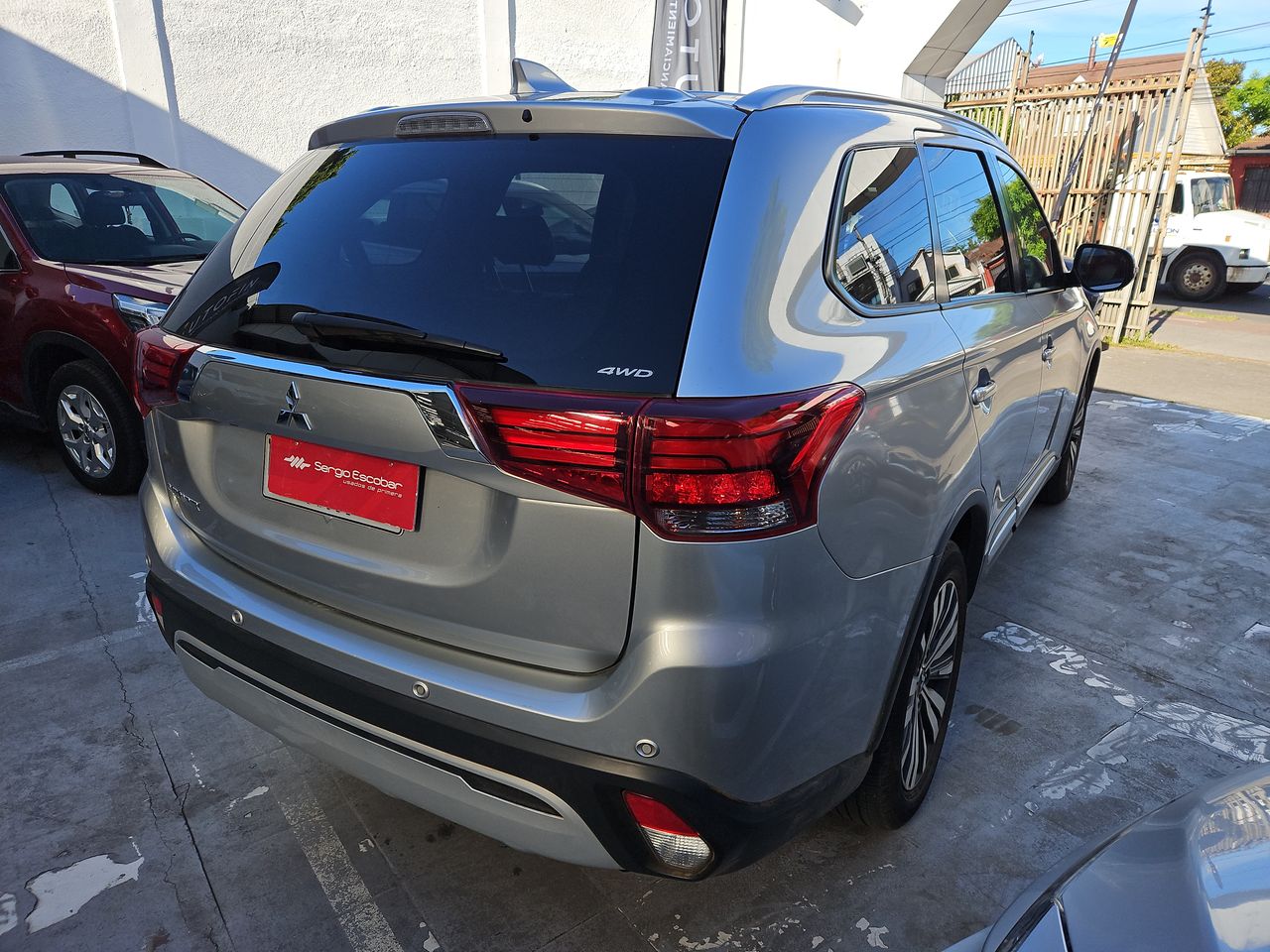 Mitsubishi Outlander Outlander Glx 4x4  2.4 Aut. 2020 Usado en Usados de Primera - Sergio Escobar