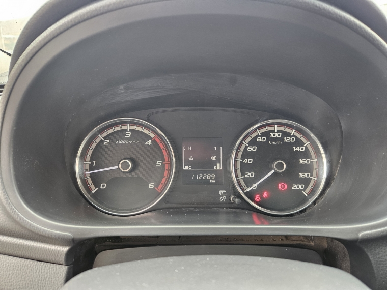 Mitsubishi L200 L200 D/c 2.4 Katana Crt 4x4 Special Pack 2023 Usado en Rosselot Usados