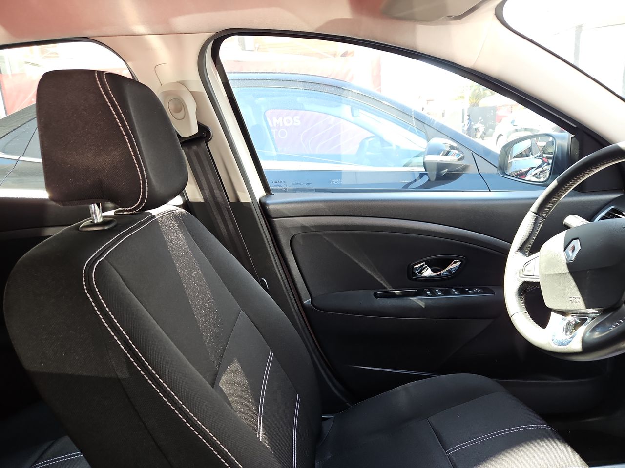 Renault Megane Megane Hb Dynamique 1.6 2015 Usado en Usados de Primera - Sergio Escobar