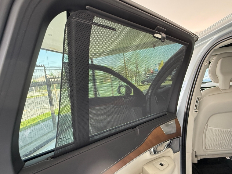 Volvo Xc90 T6 Awd 2.0t Inscription 2018 Usado en Automotriz Olea Flaño
