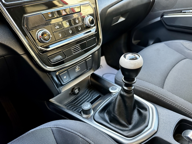 Ssangyong Tivoli Tivoli Gas 4x2 1.6 Mt - Tx1011 Euro Vi 2023 Usado en Rosselot Usados