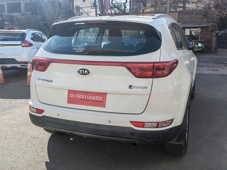 Kia Sportage Sportage Lx 2.0l Gsl 6mt 2wd 4x2 - 1798 2017 Usado en Rosselot Usados