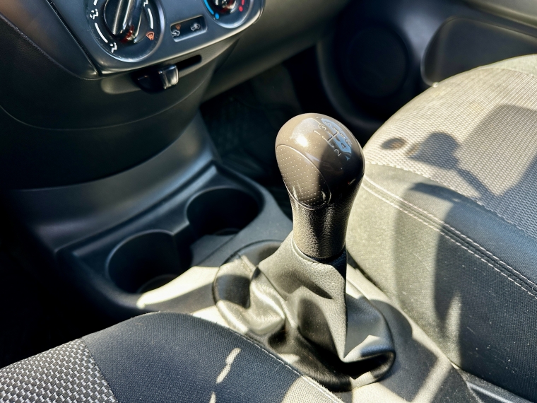 Nissan Versa 1.6 Sense Mt 2016 Usado  Usado en Kovacs Usados