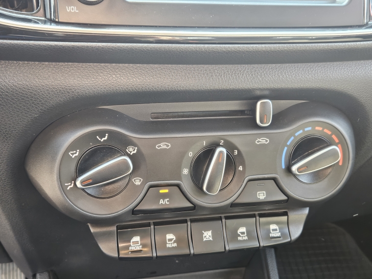Kia Soluto Soluto Lx 1.4l 5mt Ac - 2225 2023 Usado en Rosselot Usados