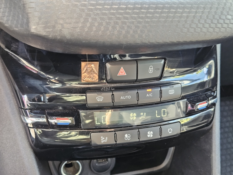 Peugeot 208 Signature 1.2 Puretech Mt 2019 Usado  Usado en Kovacs Usados