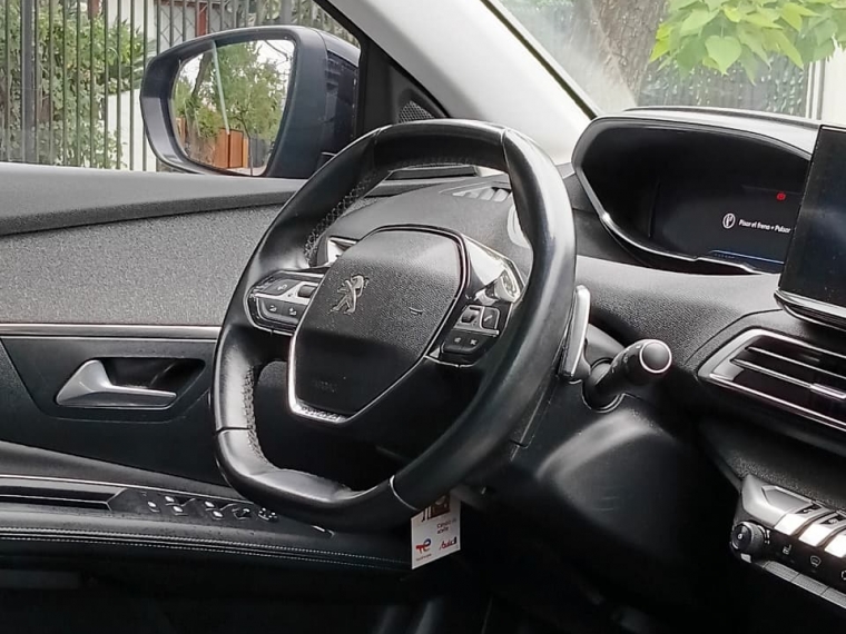 Peugeot 3008  Allure Pack Bluehdi 130 Eat8 2021 Usado en Autoadvice Autos Usados