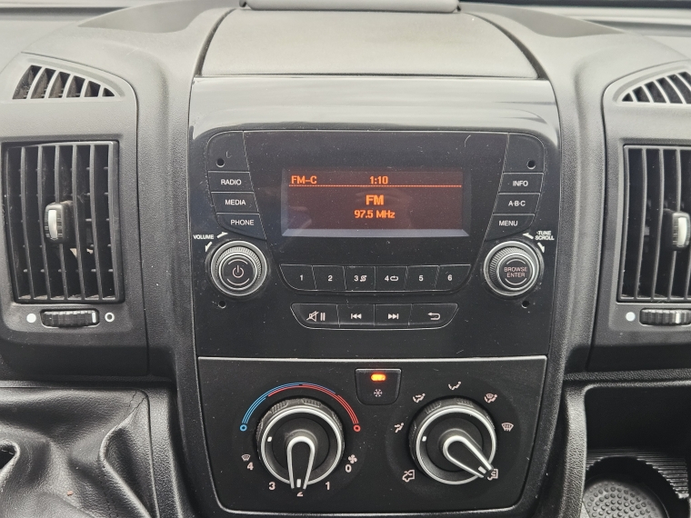 Peugeot Boxer D/cab. L4 Bluehdi 165 Mt Diesel 2023 Usado  Usado en Kovacs Usados