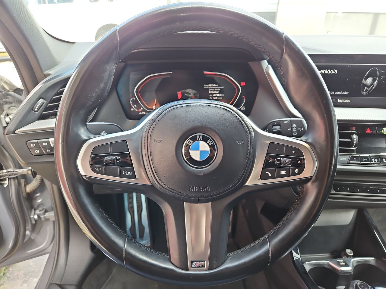 Bmw 118i 118i Hatchback 1.5 Aut 2023 Usado  Usado en Webautos.cl