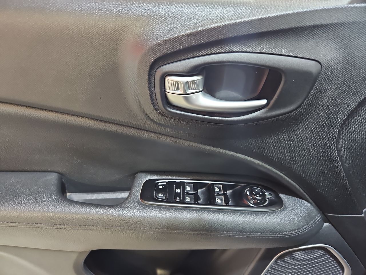 Ram 1000 1000 Big Horn Dcab 1.8 Aut 2022 Usado en Usados de Primera - Sergio Escobar