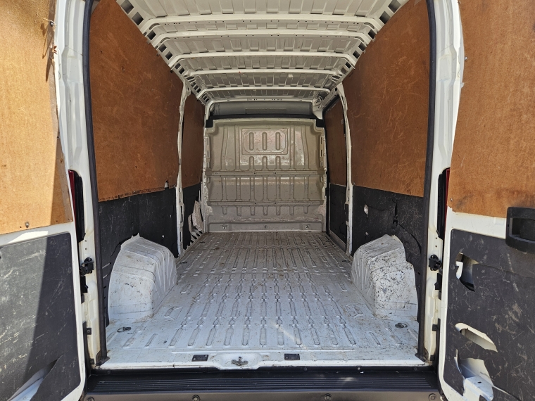 Peugeot Boxer Boxer Furgon L3h2 Bluehdi 165 Euro 6b 2015 Usado en Rosselot Usados