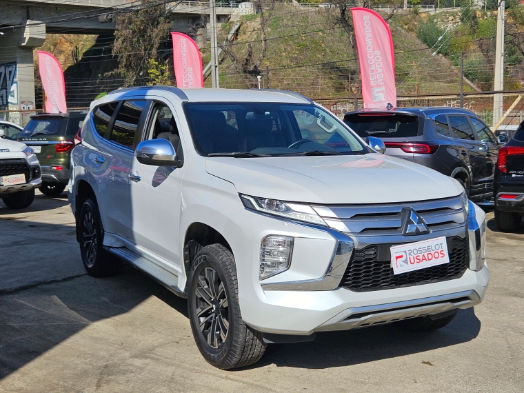 Mitsubishi Montero sport Montero Sport 3.0 Aut 2024 Usado en Rosselot Usados