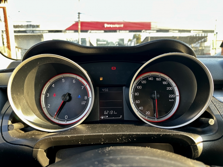 Suzuki Swift Swift 4x2 1.2 2024 Usado  Usado en Webautos.cl