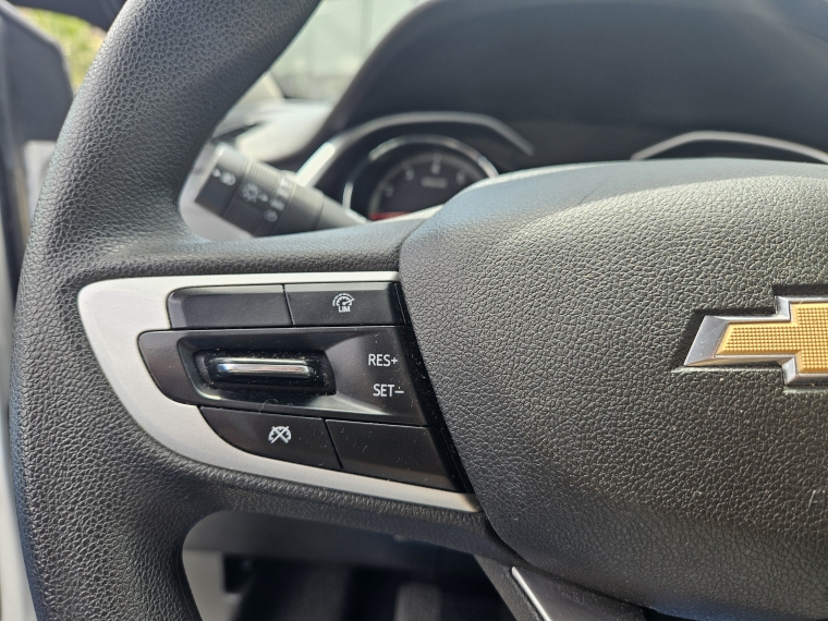 Chevrolet Onix Ltz 1.0 Mt 2023 Usado  Usado en Kovacs Usados