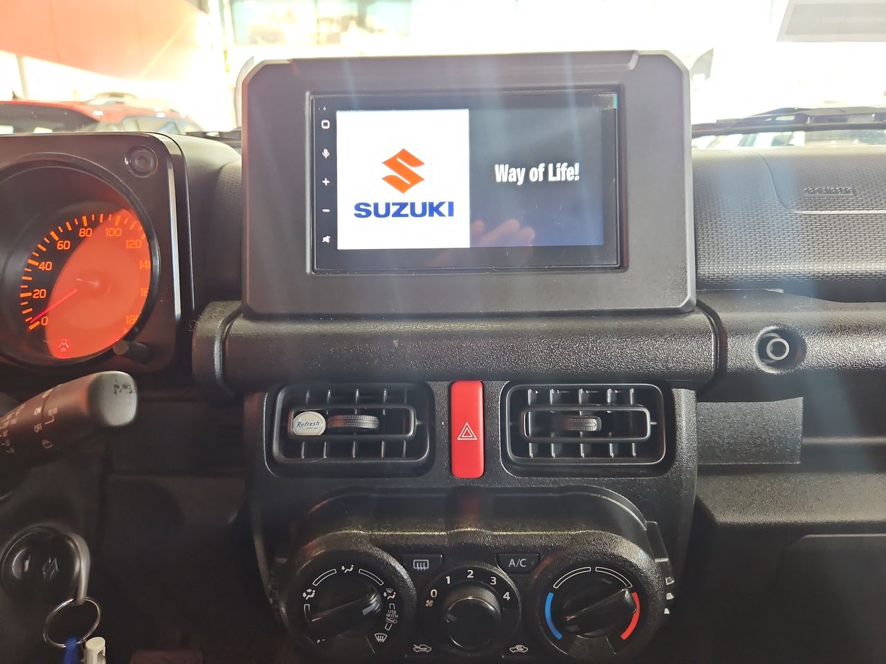 Suzuki Jimny Jimny 4x4 1.5 Aut 2023 Usado en Usados de Primera - Sergio Escobar